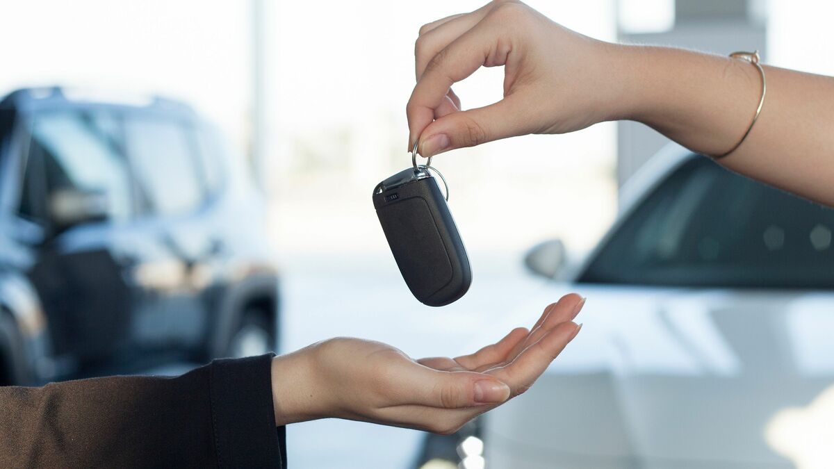 ディーラー下取り額より100万円以上も高かった…毎月車を買う