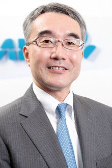 <strong>オーストラリア・ニュージーランド銀行 パーソナルバンキング本部長 上西英雄</strong>●1962年、兵庫県生まれ。85年京都大学法学部卒。三和銀行（現三菱東京ＵＦＪ銀行）入行。90年米国ウォートンビジネススクールでＭＢＡ取得。05年オーストラリア・ニュージーランド銀行入行。現在、パーソナルバンキング本部長。