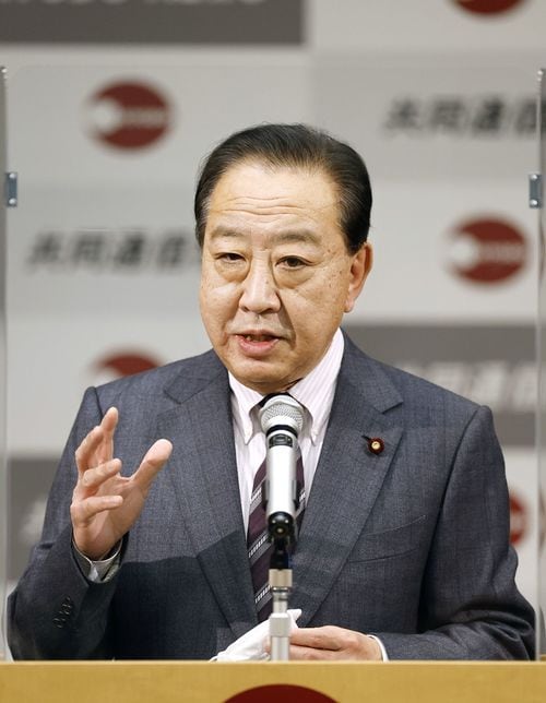 共同通信加盟社政治部長会議で講演する立憲民主党の野田佳彦元首相=2023年2月13日、東京都港区