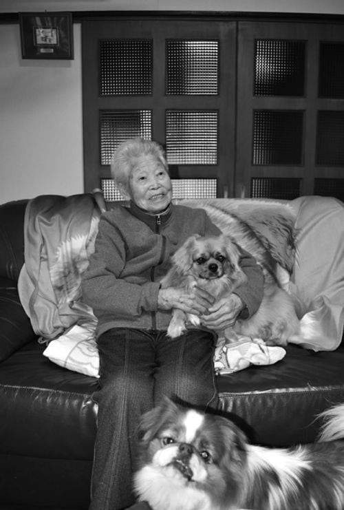 晩年の渡辺あさ野（筆者撮影）（出典＝『<a href="https://www.amazon.co.jp/exec/obidos/ASIN/4833425025/presidentjp-22" target="_blank">ブラジャーで天下をとった男 ワコール創業者 塚本幸一</a>』）