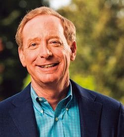 マイクロソフトプレジデント兼最高遵法責任者（CLO）。ブラッド・スミス氏