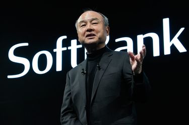 孫正義さんが所持していた世界に1つのネーム入りユニホームになります。 無名だった孫正義はこれで｢カリスマ経営者｣に変身した