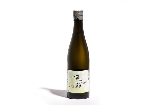 銘柄名：風の森　秋津穂657 酒蔵名：油長酒造（奈良県御所市） 価格：720ml／1320円（税込） 一言コメント：キラキラ弾ける透明感