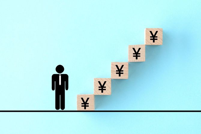 階段の側面には円マークがついている