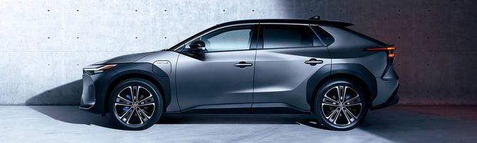 トヨタ自動車の新型バッテリEV（電気自動車）「bZ4X」