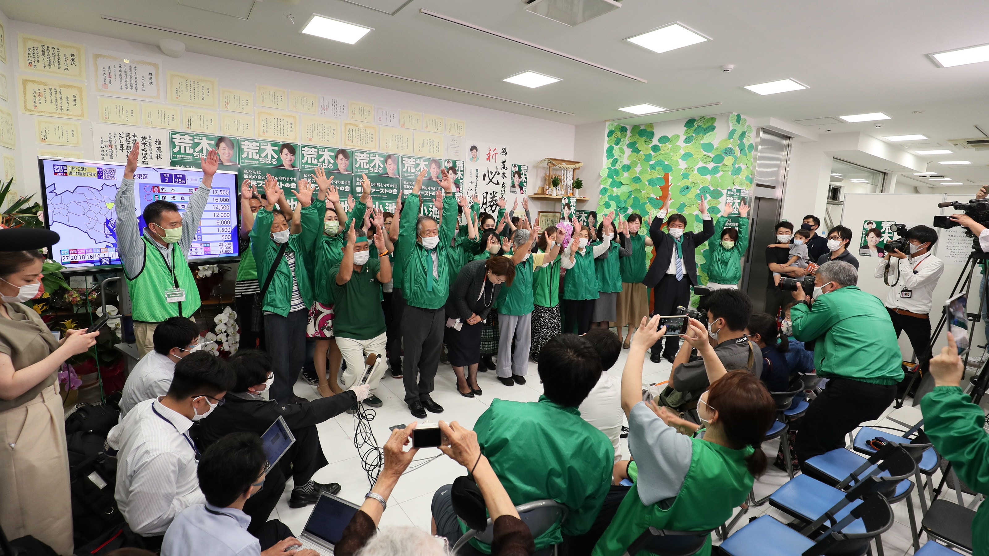 大外れした 都民ファースト惨敗 予想で露呈したマス メディア調査の限界 告示直後の世論調査 は偏りだらけ President Online プレジデントオンライン