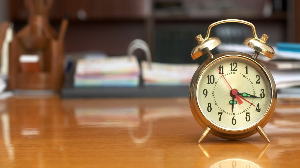 本物のエリートは｢朝の15分｣の過ごし方が違う…イーロン･マスクが実践する｢最強時間術｣の2ステップ もっとも｢冷静で頭脳明晰な自分｣が計画を立てる