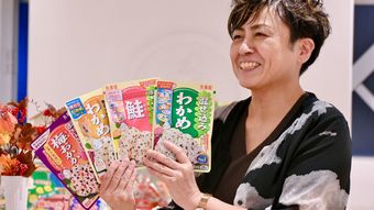 丸美屋｢混ぜ込みわかめ｣万年2番手からの大逆転…ふりかけ一筋22年の敏腕がパッケージに入れた"8文字の言葉"