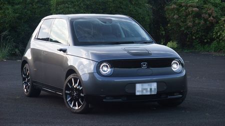 なぜホンダ初の量産EV｢ホンダe｣はたった3年で生産終了になったのか…｢欧州ジャーナリストの絶賛｣の裏側 開発ポリシーを貫けなかった |  PRESIDENT Online（プレジデントオンライン）