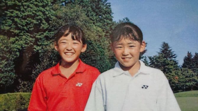 2人がゴルフを始めたばかりのころ。