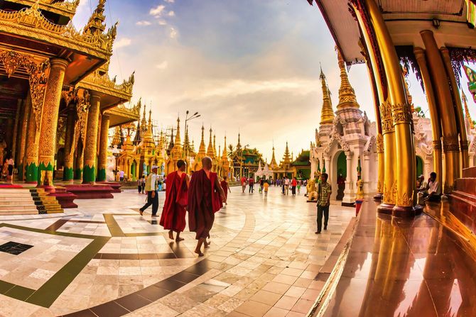 ミャンマーの僧侶