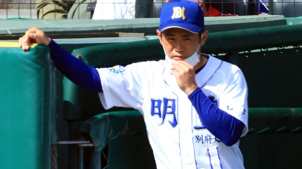 ｢監督は人見知りの元ローソン店長｣センバツ準優勝に導いた39歳のスゴい観察眼 自らユニフォームを洗濯する理由