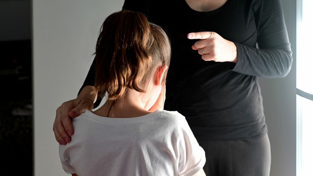 子供に｢ダメ!｣｢やめて!｣と叫ぶよりずっと効果的…子の行動を変えられる親が使う"4文字のマジックワード"