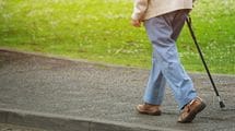 歩幅が狭い人は認知症発症リスク3倍…鎌田實が編み出した｢認知症予防｣に特化した歩き方2パターン