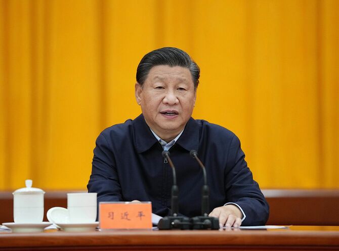 中国の中央人材工作会議が27日から28日まで北京で開かれ、習近平共産党総書記・国家主席・中央軍事委主席が出席し、重要演説を行った。