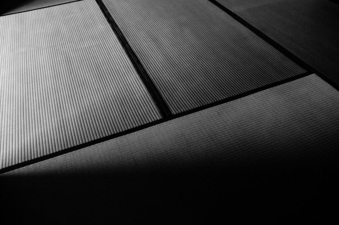 モノクロの畳の写真