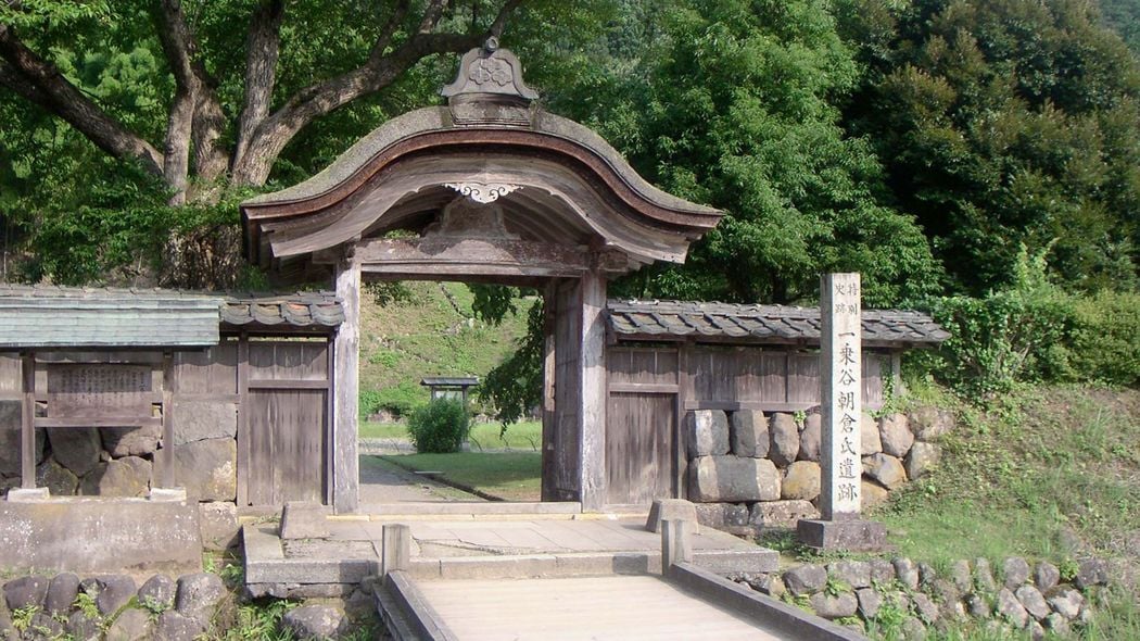 イタリアの｢ポンぺイ｣は福井県にもある…織田信長が焼き尽くした戦国時代にしては"ありえない"奇跡の都市 朝倉氏の館には｢日本最古｣の花壇があった