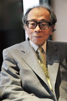 <strong>外山滋比古</strong>●とやま・しげひこ 1923年、愛知県生まれ。文学博士、評論家。東京文理科大学英文科卒業。昭和女子大学教授を経てお茶の水女子大学名誉教授。教職のかたわら、雑誌「英語青年」「英語文学世界」を編集。著書に『思考の整理学』『忘却の整理学』など多数。