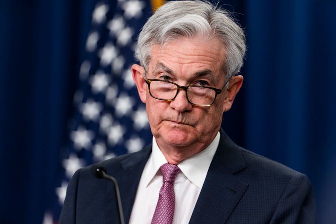 2022年5月4日、記者会見する米連邦準備制度理事会（FRB）のパウエル議長（アメリカ・ワシントン）