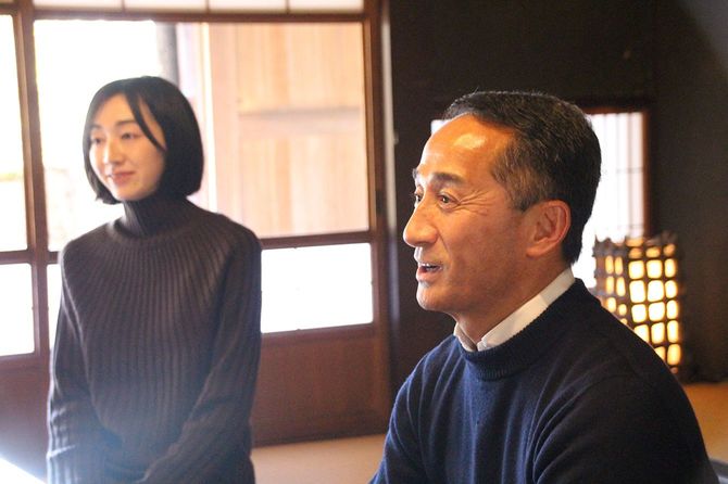 康弘さんの長女・早紋さんが広報を担当する