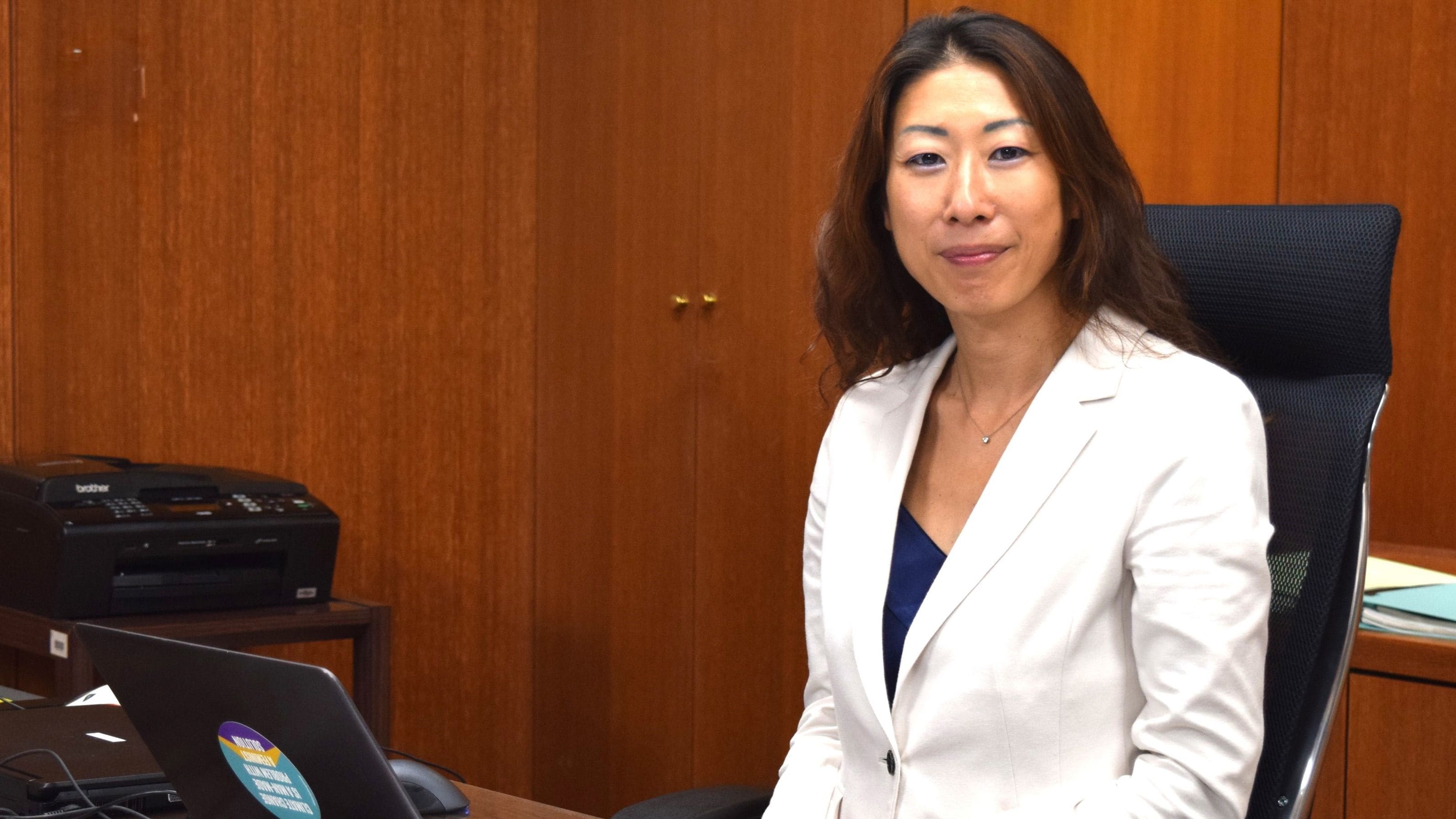 地盤も資金もない48歳女性が杉並区長に…｢高齢男性に支配された
