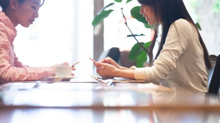 り へえー 大人が知らない謎表現も Lineを感じ良く終わらせる大学生の知恵6つ 終了の合図はスタンプだけじゃない President Online プレジデントオンライン