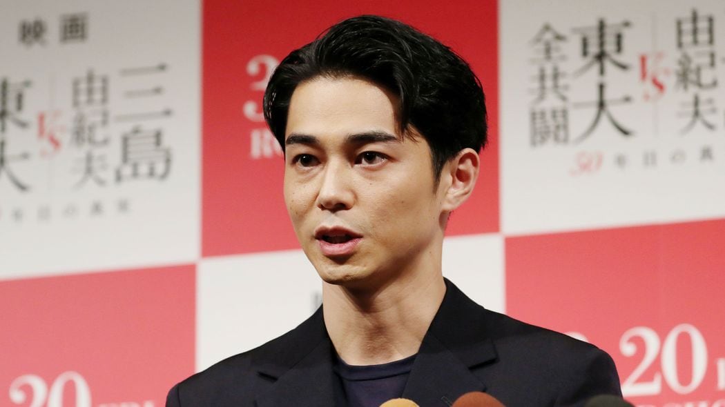 なぜ東出昌大はモテるのか…後輩女優3人がスキャンダル俳優と山奥での共同生活を選んでしまう理由 同じく｢銃砲所持許可証｣をもつ女性作家だからわかること