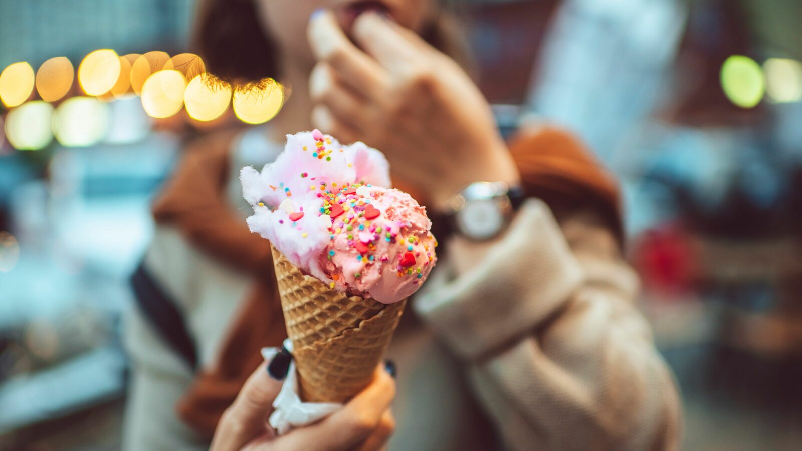 だから夜中に｢甘いもの｣を食べてしまう…ダイエットに失敗する人に共通する"食欲"以外の理由 ｢1年の目標｣より｢明日の目標｣がいい理由
