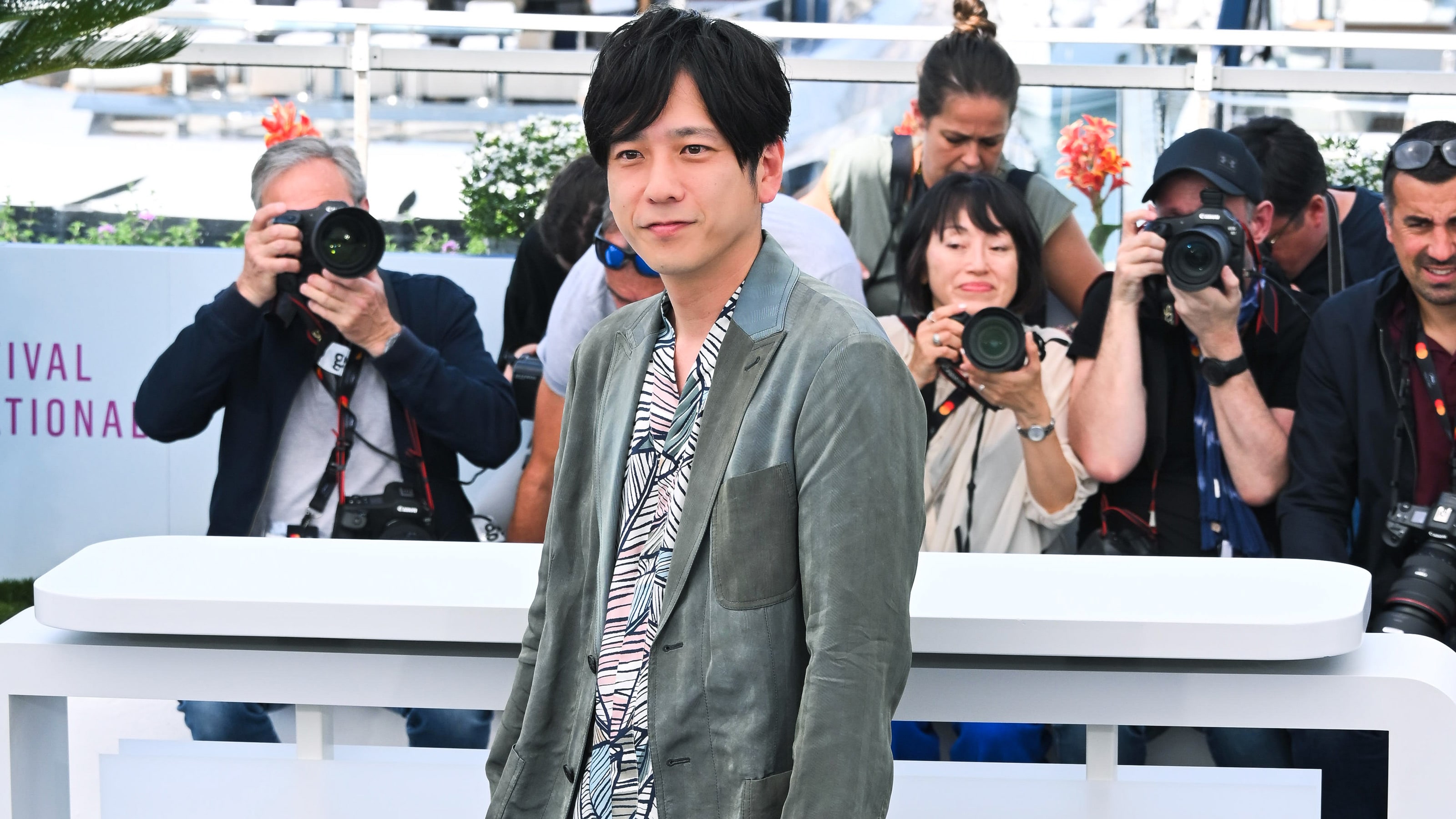 オフィスにの本店 弊社のタレントがあまり使い方がわかっていない紐　二宮和也 二宮和也 弊社のタレントがあまり使い方がわかっていない紐