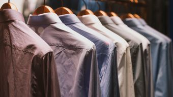 半径1メートルに入るとバレる…オシャレなのに清潔感がない人が着ている｢一発アウト｣シャツの特徴
