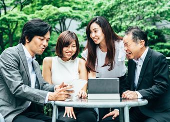 全力で部下を褒める上司の「秘密の日課」