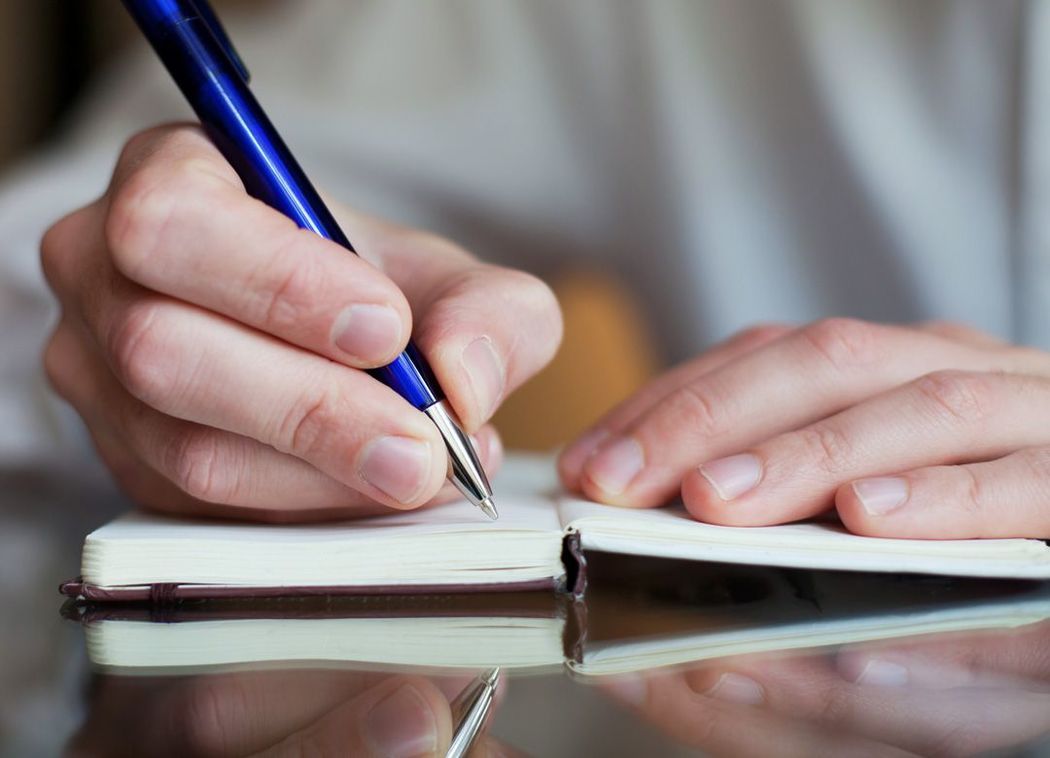 池上彰が新人時代に"文章力"を養った方法 「読む」「写す」で形式を叩き込む