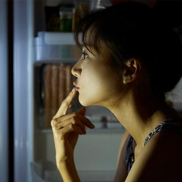 意志が弱いからではない 何度やってもダイエットに失敗する人たちの共通点 空腹はごまかせても脳はだませない President Online プレジデントオンライン