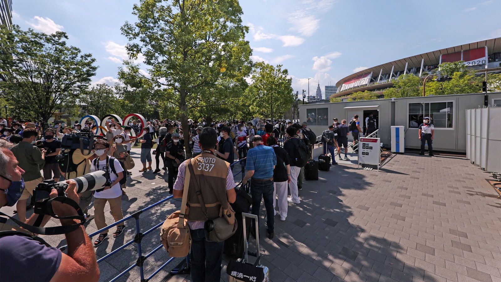 ｢東京五輪は感染拡大の原因ではない｣なぜ菅首相はそこまで自信満々に明言できるのか こんな状況で｢緩み｣と言われても…