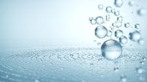 水の分子には