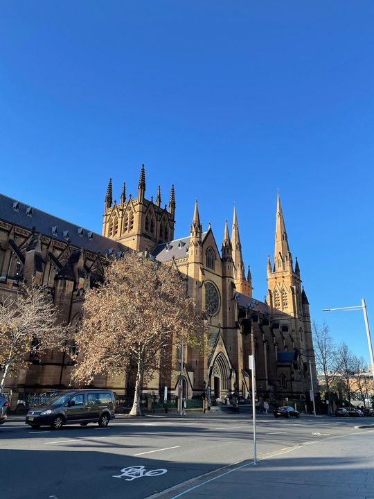 巨大なゴシック建築の教会、セント・メアリー大聖堂