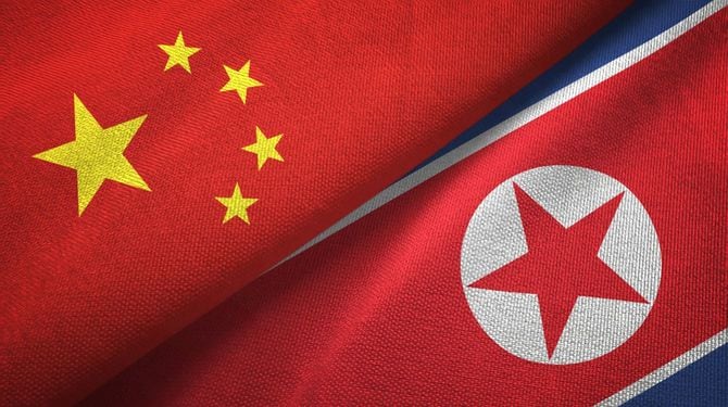 北朝鮮と中国の国旗