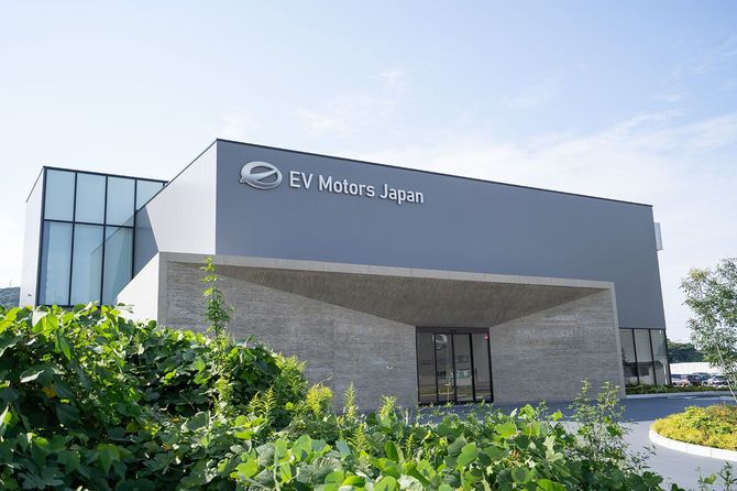 福岡県北九州市にあるEVモーターズ・ジャパン本社