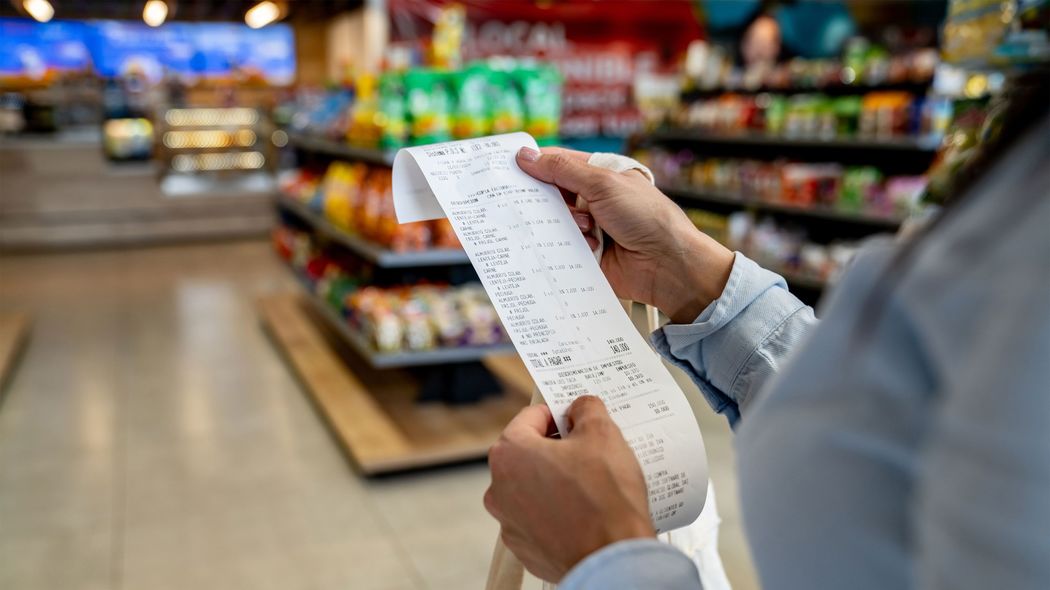 給料は上がらないのに生活費は増える一方…消費税増税よりつらい｢物価上昇率4.5%｣の値上げラッシュが始まる