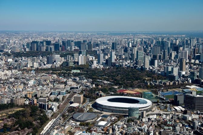 国立競技場周辺より都心（東京都新宿区＝2020年3月25日）