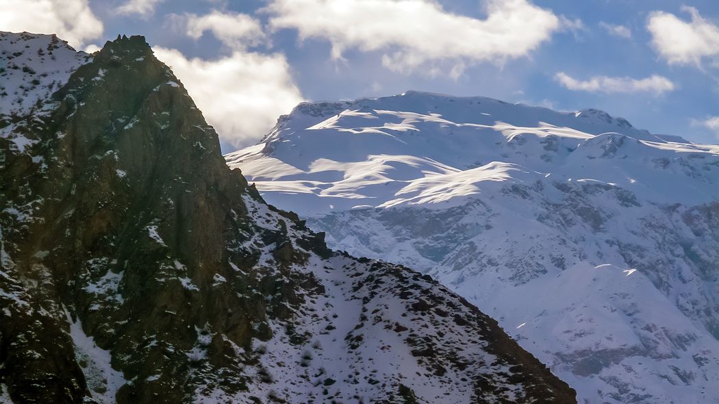 1600万円払って｢酸欠と極寒｣を買う…超富裕層が｢何日も風呂に入れない山奥｣にわざわざ向かう深い理由 ｢失われた野生｣を取り戻すために投資している