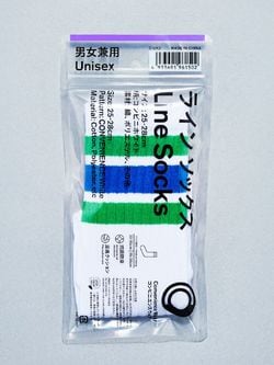 ファミリマートが税抜390円で販売しているラインソックス