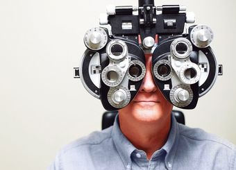 患者をカモにする"ヤバい眼科医"見分け方