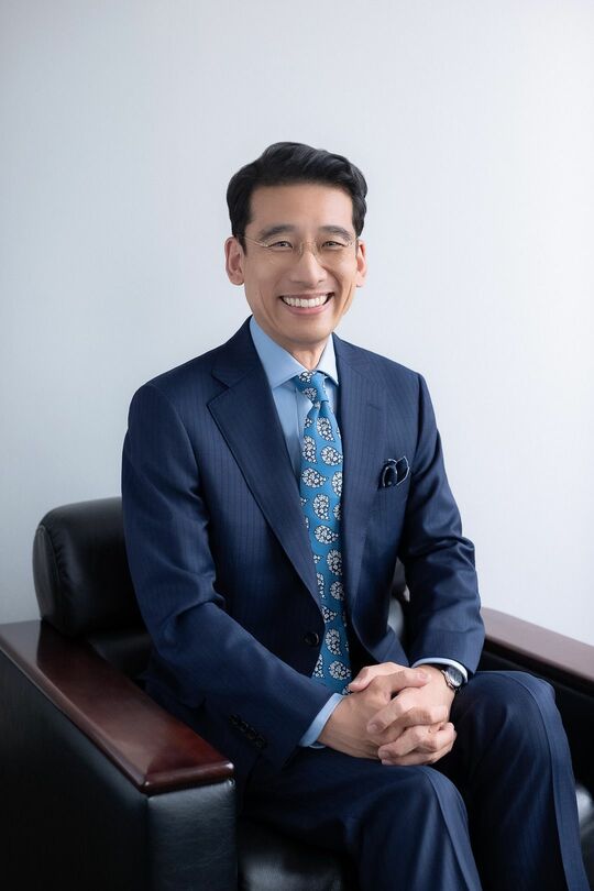 ゲオホールディングスの遠藤結蔵社長