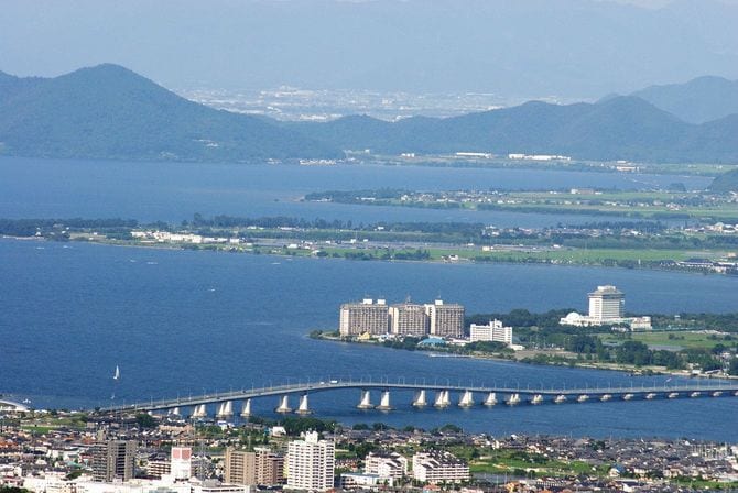 琵琶湖大橋
