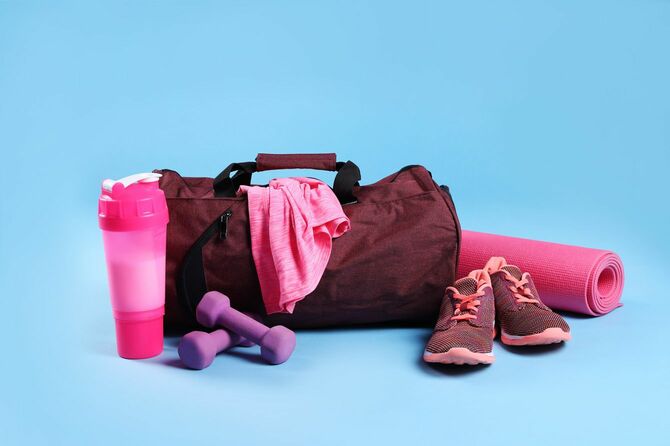 スポーツバッグとトレーニング用品