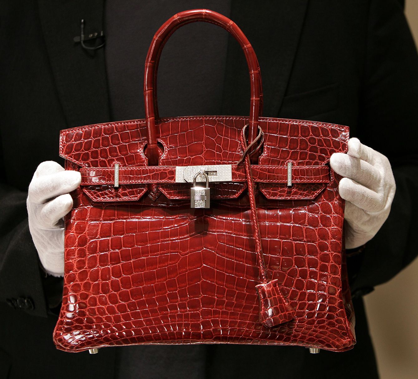 富裕層がエルメスのバッグを買う真の目的 35年価値が上がり続ける超優良資産 | PRESIDENT Online（プレジデントオンライン）
