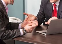 スズキ 鈴木修会長兼社長：30分の会見で3回は記者を沸かせる「オサム節」