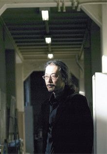 <strong>熊野純彦</strong>●くまの・すみひこ 東京大学文学部教授。1958年生まれ。東京大学大学院人文科学研究科博士課程を単位取得退学。北海道大学、東北大学の助教授を経て、現職。専門は倫理学、哲学史。著書に『西洋哲学史』（岩波新書）、編書に『現代哲学の名著』（中公新書）。12月には中公新書から『日本哲学の名著』を刊行予定。