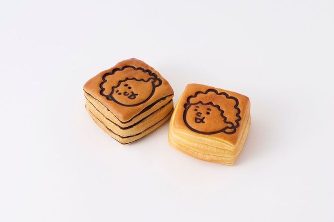 おかんパン。一つ一つにおかんの顔が焼き印されている